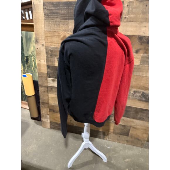 Seven Souls- Red/Black Legend- Hoodie- Size M - Picture 6 of 6